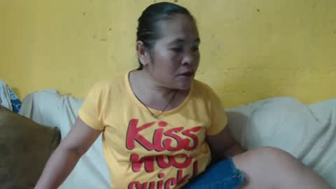 Snapshot of yourlove_regine chatting on 21, 1, 2025 Regine online show from 21, 1, 2025