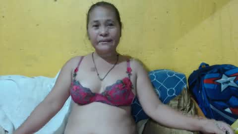 Snapshot of yourlove_regine chatting on 22, 1, 2025 Regine online show from 22, 1, 2025