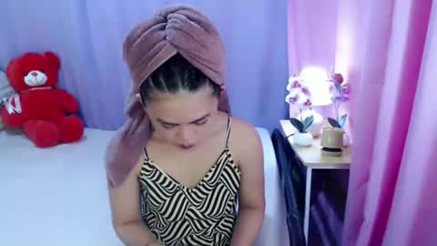 your lovely Dina online show from 13, 5, 2026