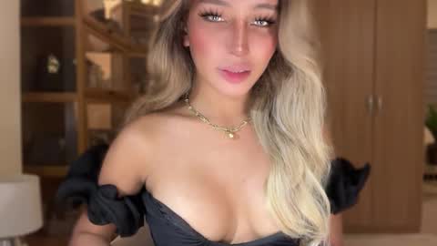 Pearl online show from 27, 2, 2026