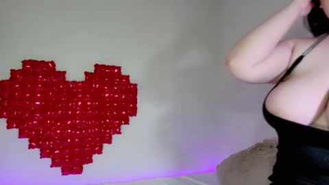 Amina online show from 18, 2, 2025