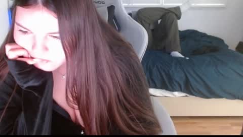 yourmila1 online show from 19, 2, 2026