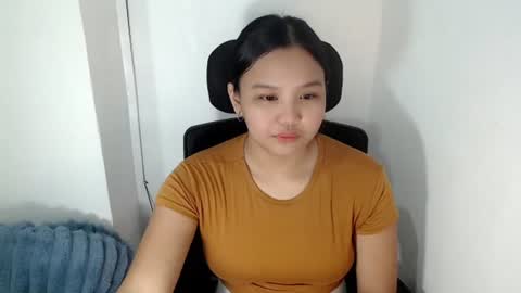 yournaughty_leigh online show from 28, 6, 2026