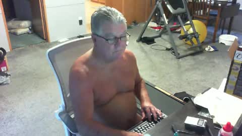 yourpoppi55 online show from 28, 6, 2026