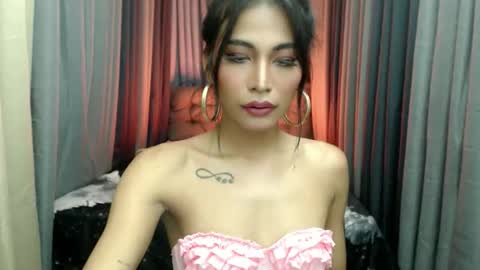 yourprettybella_ts online show from 31, 10, 2025