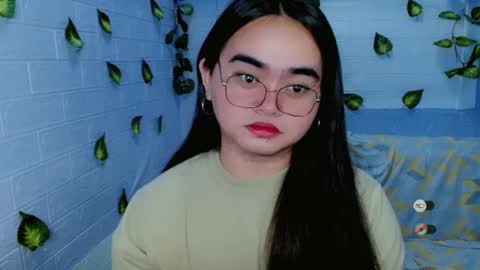 Snapshot of yourprincessthea chatting on 24, 2, 2025 yourprincessthea online show from 24, 2, 2025