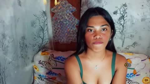 yourqueen_19 online show from 22, 5, 2026