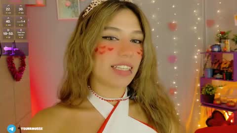 Isabella but you can call me Isa .-. online show from 11, 5, 2026