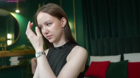 yours fetish mary online show from 30, 4, 2026