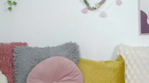 yours_goddess online show from 11, 6, 2026