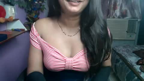 yoursassy_girl online show from 1, 7, 2026