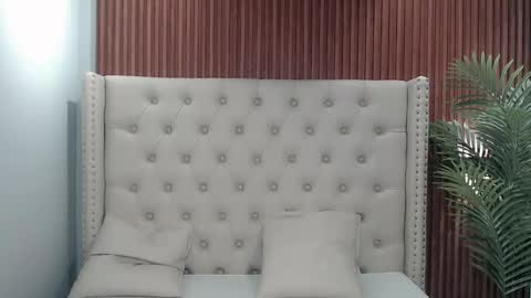 Snapshot of yoursluttyashxx chatting on 6, 10, 2025 yoursluttyashxx online show from 6, 10, 2025