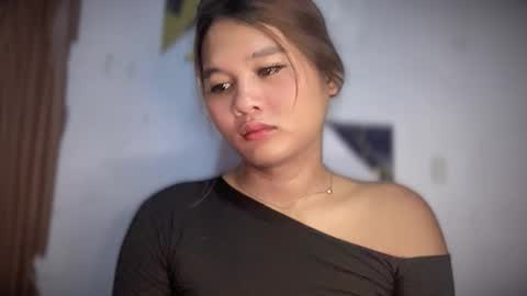 yoursweetgirl_zia online show from 8, 6, 2026