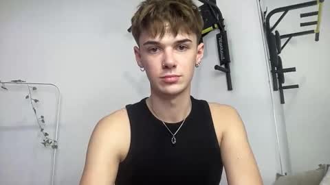 Snapshot of yoursweetyguy chatting on 3, 11, 2025 yoursweetyguy online show from 3, 11, 2025