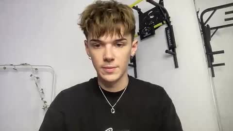 Snapshot of yoursweetyguy chatting on 6, 11, 2025 yoursweetyguy online show from 6, 11, 2025