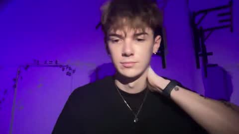 Snapshot of yoursweetyguy chatting on 26, 11, 2025 yoursweetyguy online show from 26, 11, 2025