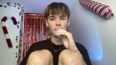 Snapshot of yoursweetyguy chatting on 8, 1, 2026 yoursweetyguy online show from 8, 1, 2026