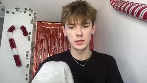 Snapshot of yoursweetyguy chatting on 19, 1, 2026 yoursweetyguy online show from 19, 1, 2026