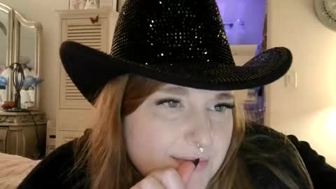 yourthickgingergoddess online show from 1, 7, 2026
