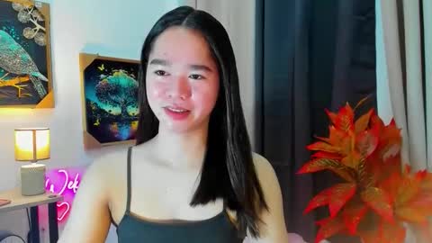 Snapshot of yourtinybunny chatting on 5, 12, 2025 yourtinybunny online show from 5, 12, 2025