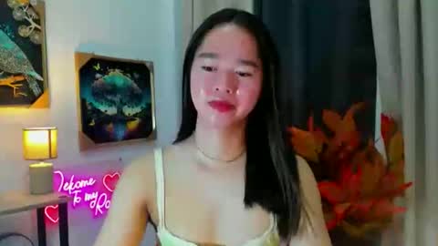 Snapshot of yourtinybunny chatting on 17, 12, 2025 yourtinybunny online show from 17, 12, 2025