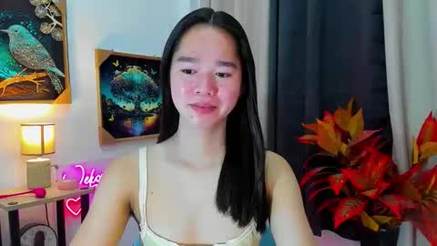 Snapshot of yourtinybunny chatting on 8, 1, 2026 yourtinybunny online show from 8, 1, 2026