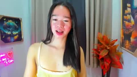 Snapshot of yourtinybunny chatting on 8, 3, 2026 yourtinybunny online show from 8, 3, 2026