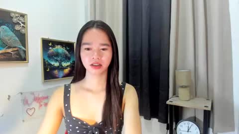 yourtinybunny online show from 25, 7, 2026