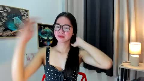 yourtinybunny online show from 3, 8, 2026