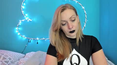 YourVenus00 -Follow my OF online show from 5, 2, 2025