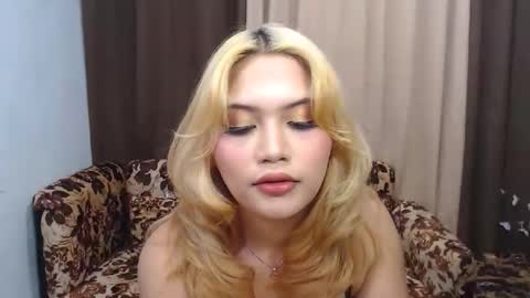 Snapshot of youungsextdeity chatting on 22, 5, 2026 cathy online show from 22, 5, 2026