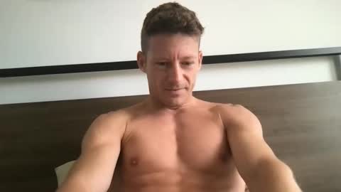 Snapshot of yoyoyo1221 chatting on 12, 11, 2025 yoyoyo1221 online show from 12, 11, 2025