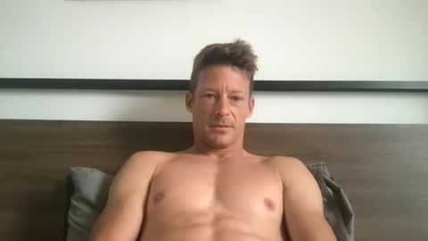 yoyoyo1221 online show from 18, 3, 2026