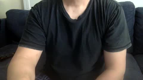 Snapshot of yque2 chatting on 22, 2, 2025 yque online show from 22, 2, 2025