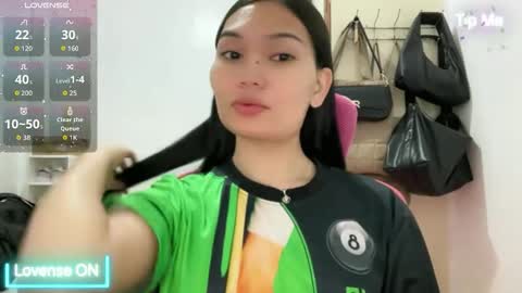 yrdrmgrl_jennie26 online show from 2, 4, 2026