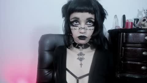 Yue Eclipsa online show from 14, 12, 2025