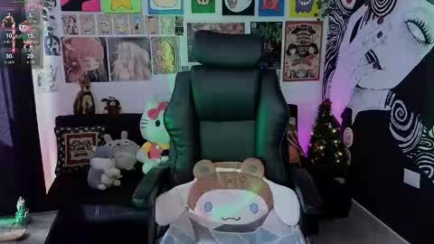 Snapshot of yuhwa chatting on 14, 12, 2025 rawr Anne Independent model online show from 14, 12, 2025