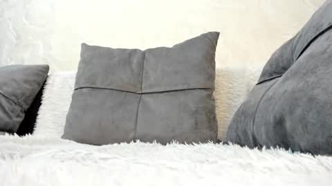 Yuki online show from 6, 3, 2025