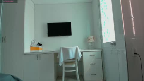 Yuki online show from 11, 4, 2026