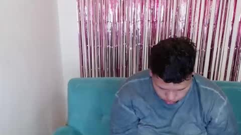 yul and val couple online show from 21, 2, 2026