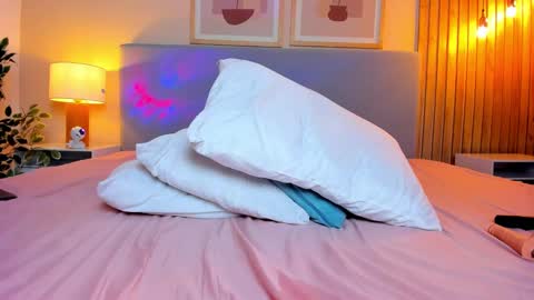 Yuliet online show from 20, 1, 2025