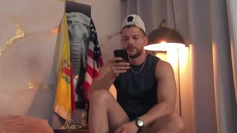 Snapshot of yulianpereira25 chatting on 10, 1, 2026 yulian 2811 online show from 10, 1, 2026