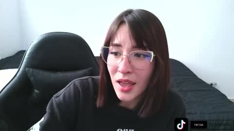 Yulienne online show from 6, 10, 2025