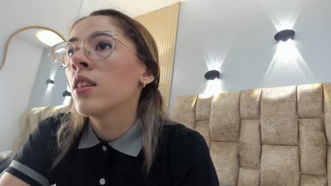 yulievans online show from 7, 2, 2025