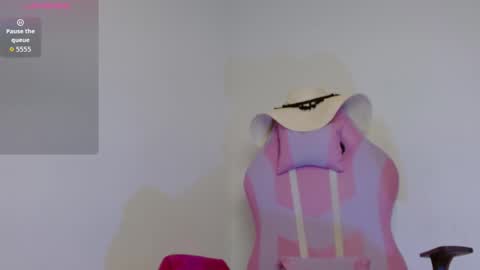 Snapshot of yulissa18 chatting on 6, 10, 2025 Yuli and SaraIndependent model online show from 6, 10, 2025