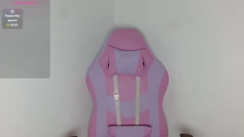 Snapshot of yulissa18 chatting on 2, 12, 2025 Yuli and SaraIndependent model online show from 2, 12, 2025