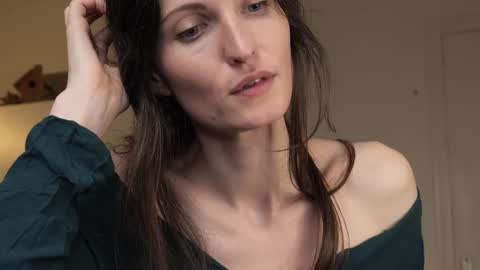 Snapshot of yulladao chatting on 20, 1, 2025 yulla dao online show from 20, 1, 2025