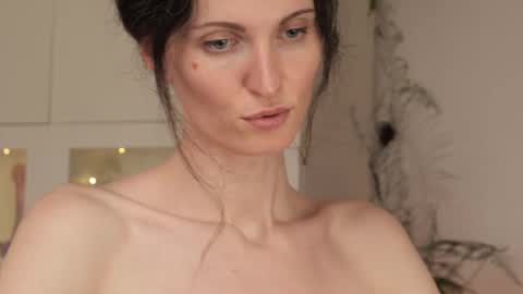 Snapshot of yulladao chatting on 14, 2, 2025 yulla dao online show from 14, 2, 2025