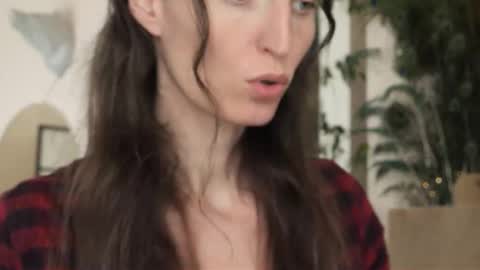 Snapshot of yulladao chatting on 9, 9, 2025 yulla dao online show from 9, 9, 2025