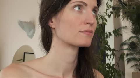 Snapshot of yulladao chatting on 12, 9, 2025 yulla dao online show from 12, 9, 2025